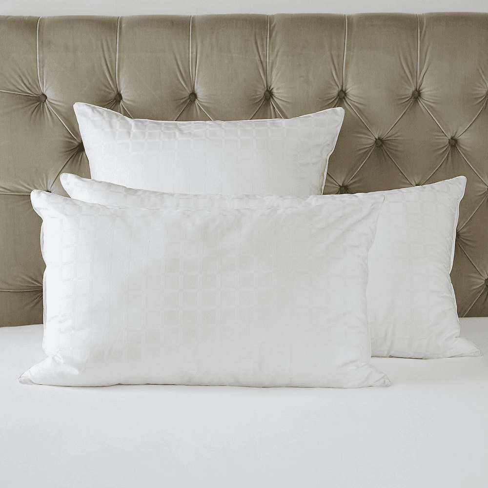 Soft and Light Breathable Medium/Firm Support Pillow