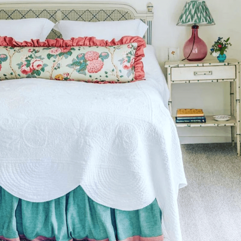 Scalloped Bedspread