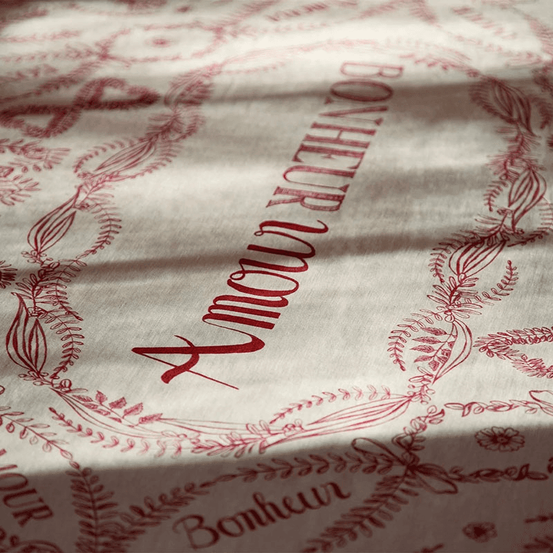 Amour Bonheur Linen Tablecloth