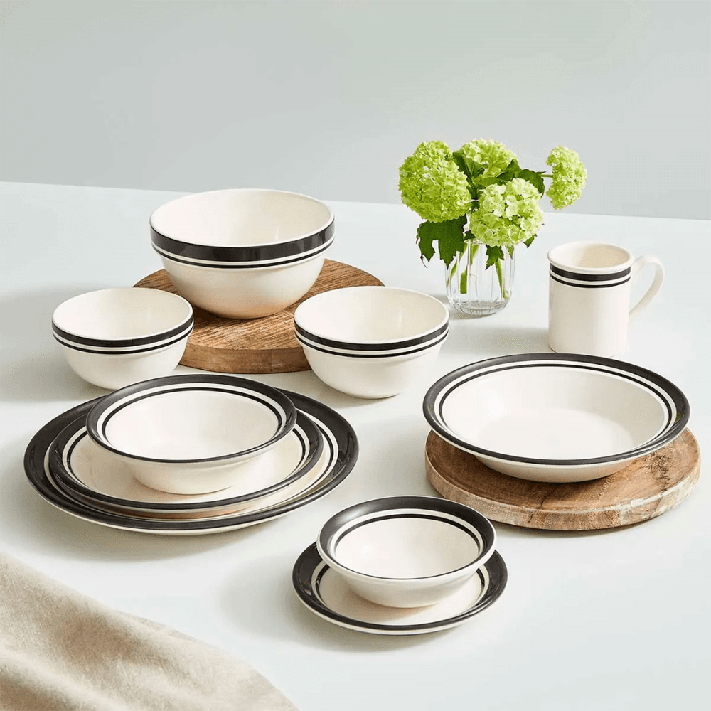 Potters Stripe Set of 4 Dinner Plates, Black