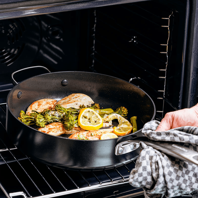 Copenhagen Non-Stick Skillet with Lid, Black