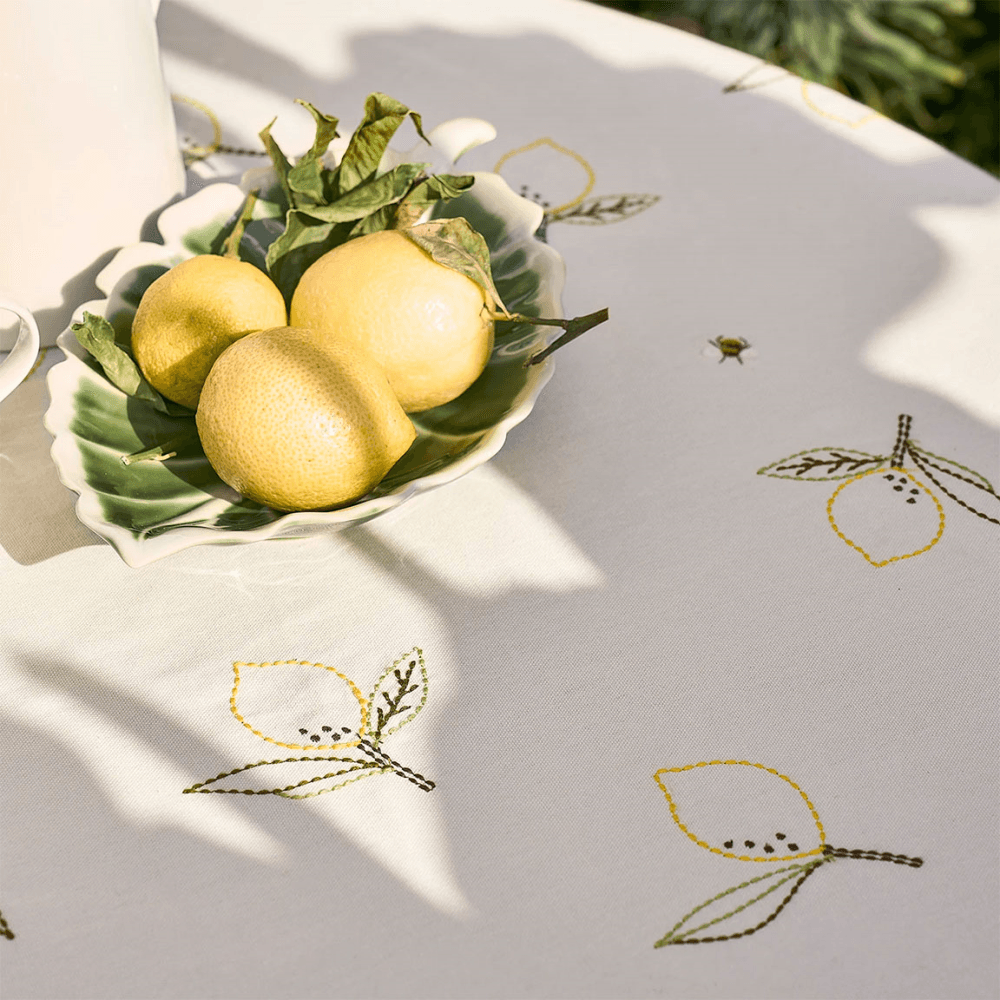 Lemons Tablecloth, Off-White