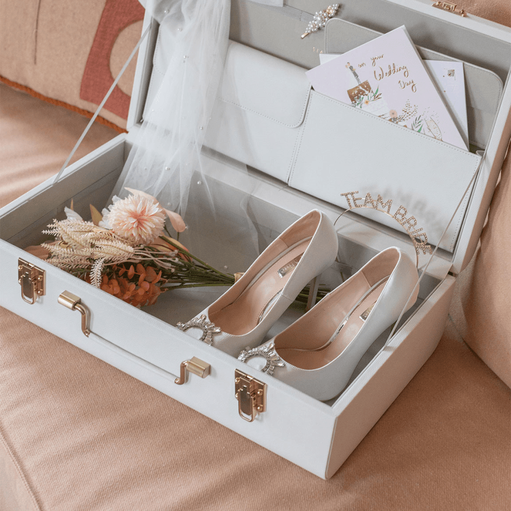 Memory Storage Trunk, White