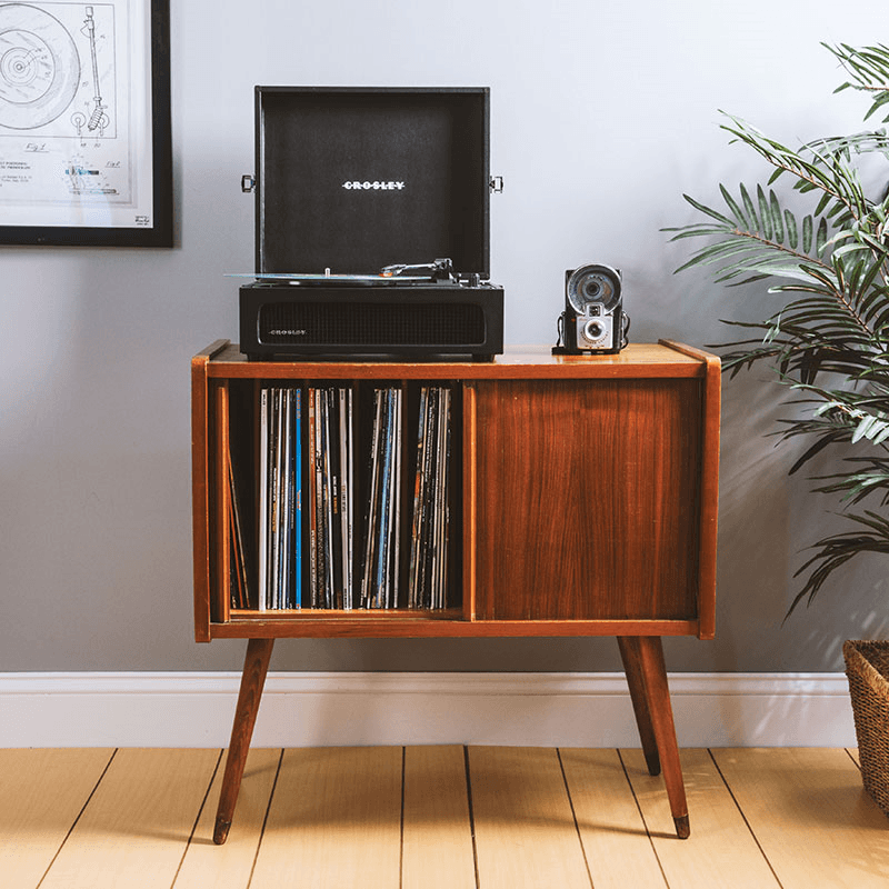 Voyager Portable Turntable