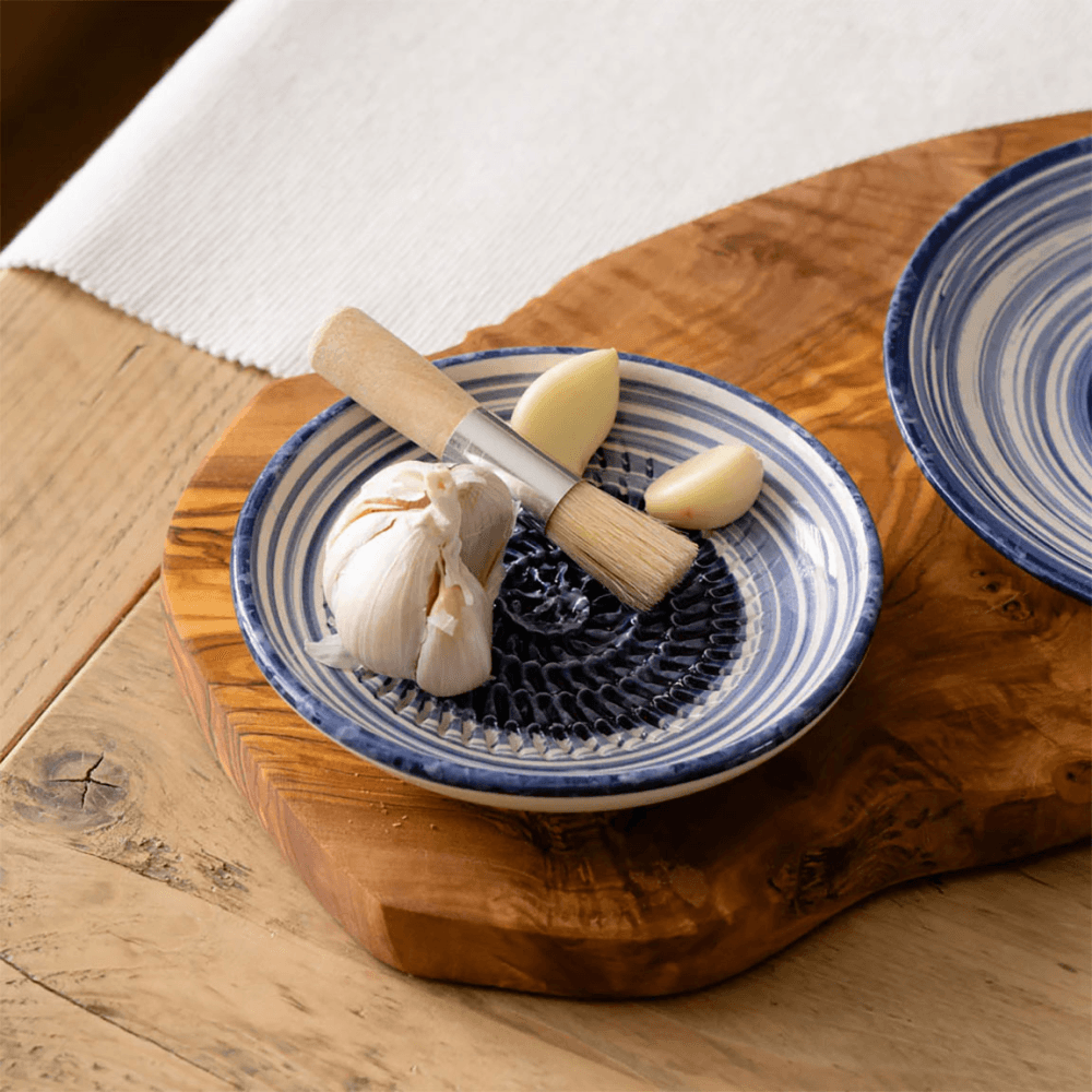 Ripple Garlic Grater & Brush Set, Blue