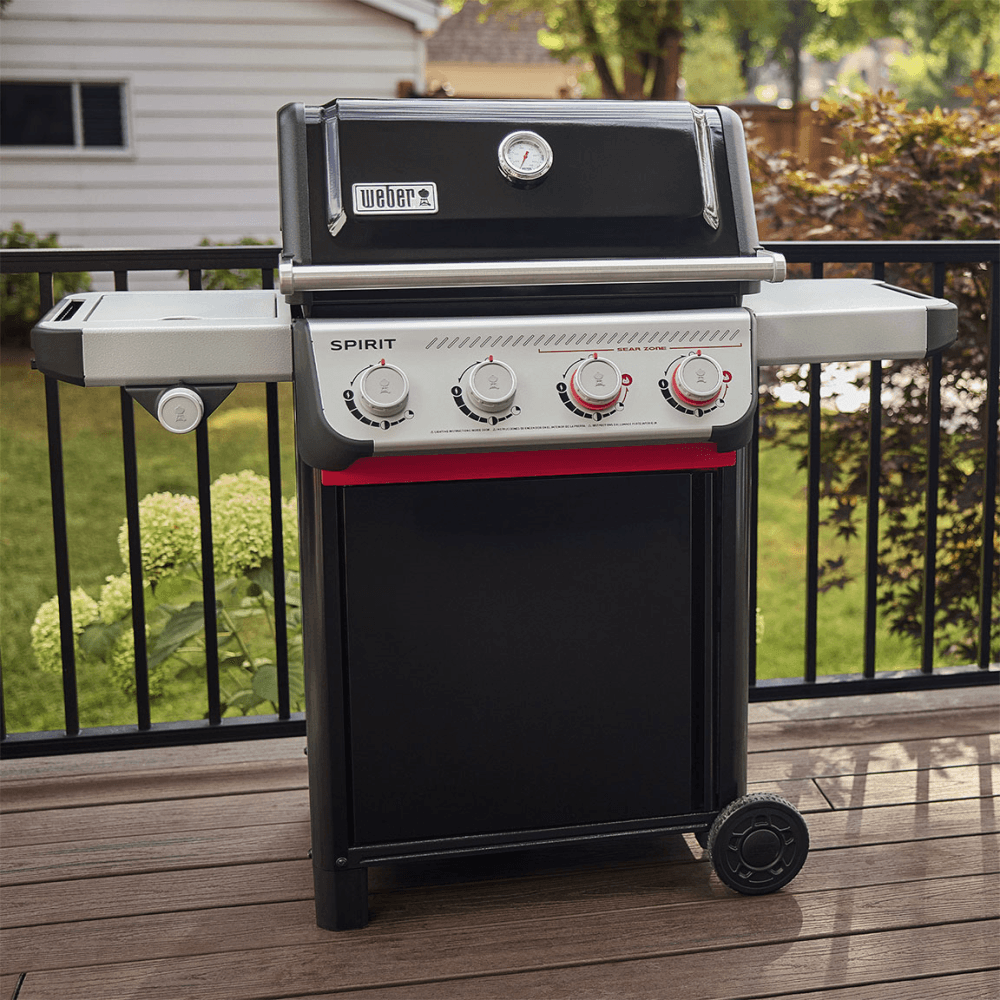 Spirit E-435 Gas Barbecue, Black