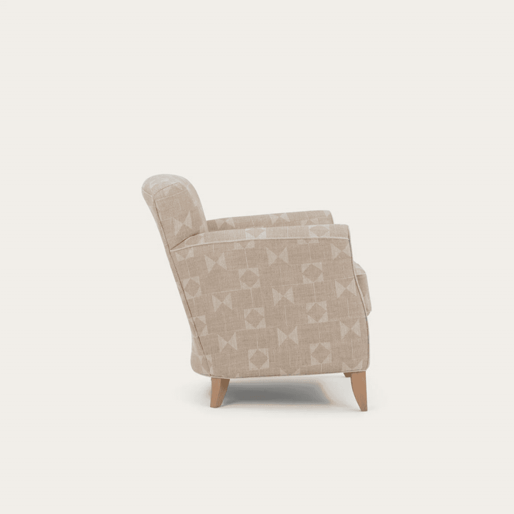 Matilda Armchair, Natural Flag