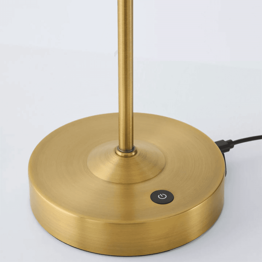 Nellie Portable Lamp