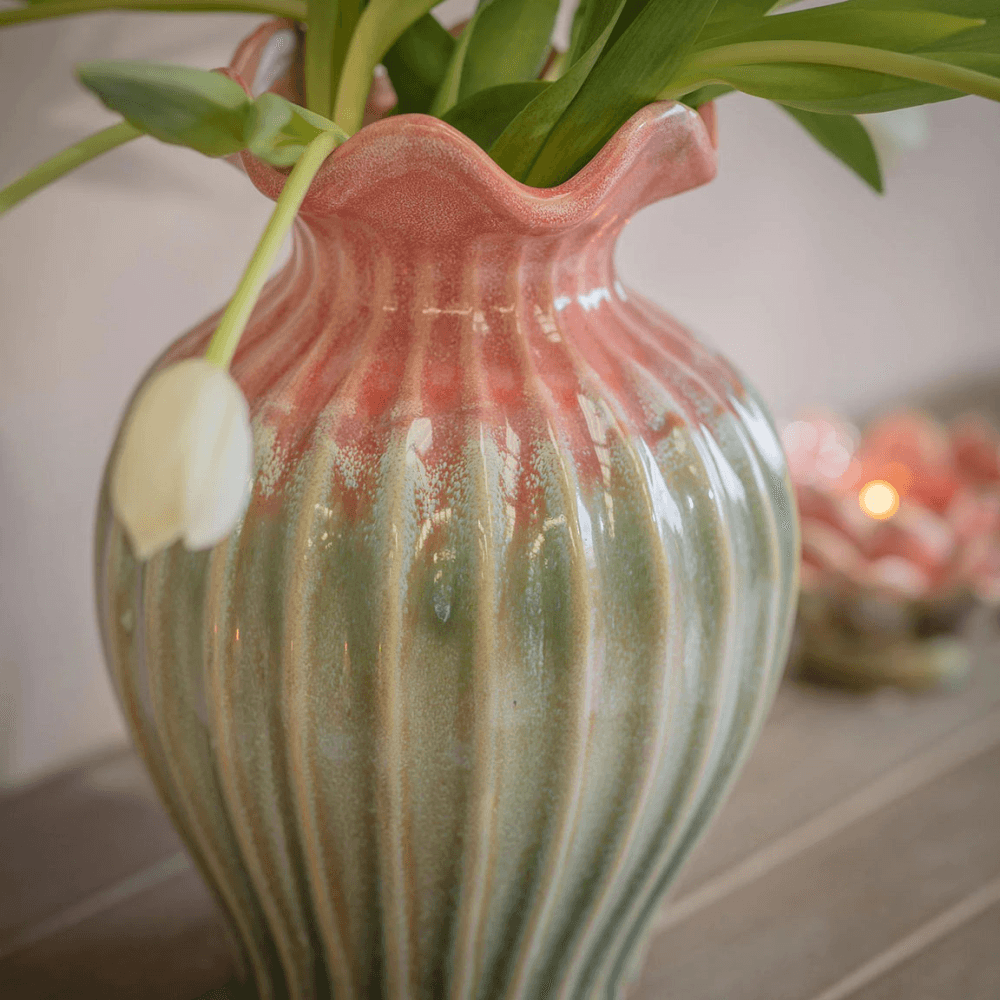 Tresco Scallop Vase, Pink / Green
