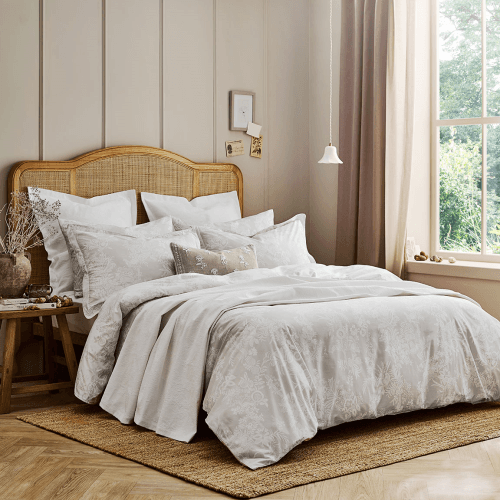 Image showing the Beatrice Duvet Set product.