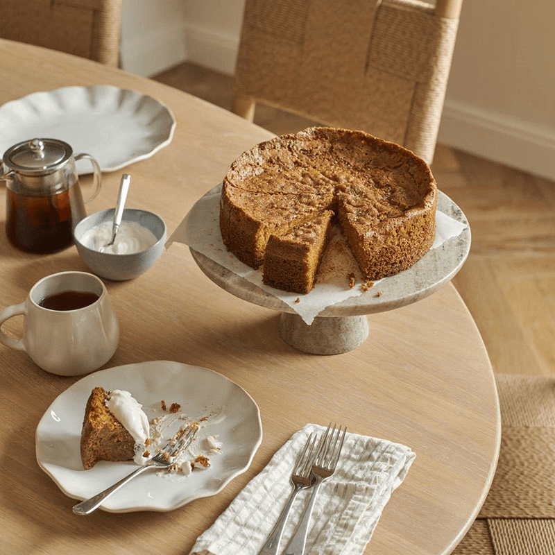 Malborough Cake Stand, Marble