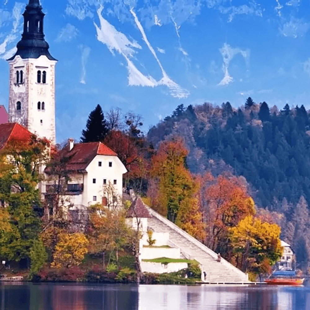 Paragliding and river adventure at lake Bled