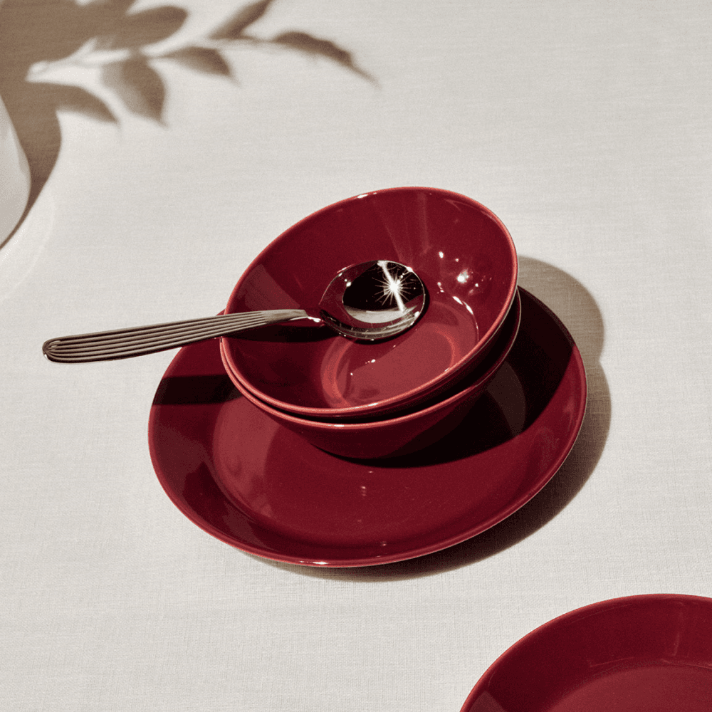 Teema Plate, Cherry