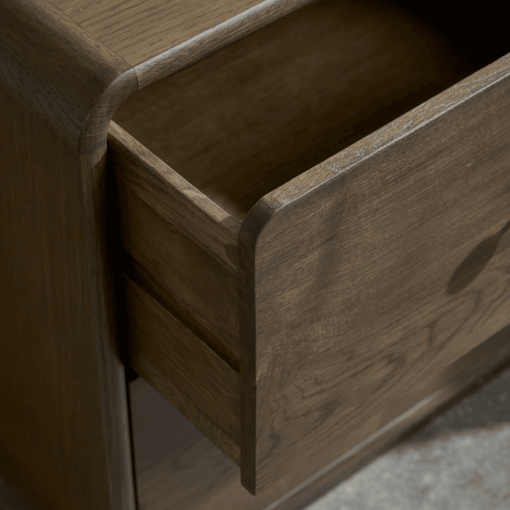 Como Side Table, Natural