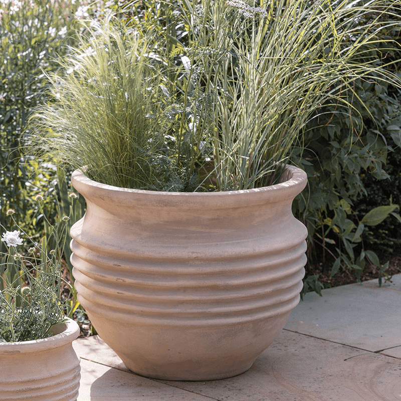 Ullu Planter