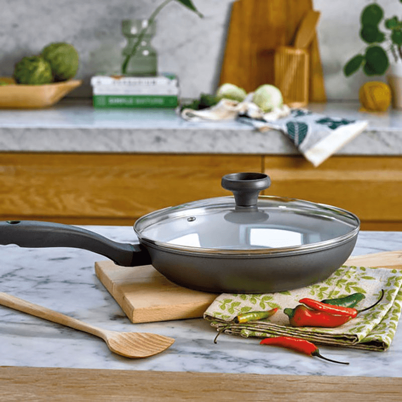 Frying Pan Covered, Grey