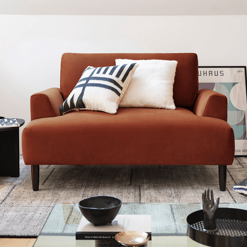 Model 05 Loveseat, Umber