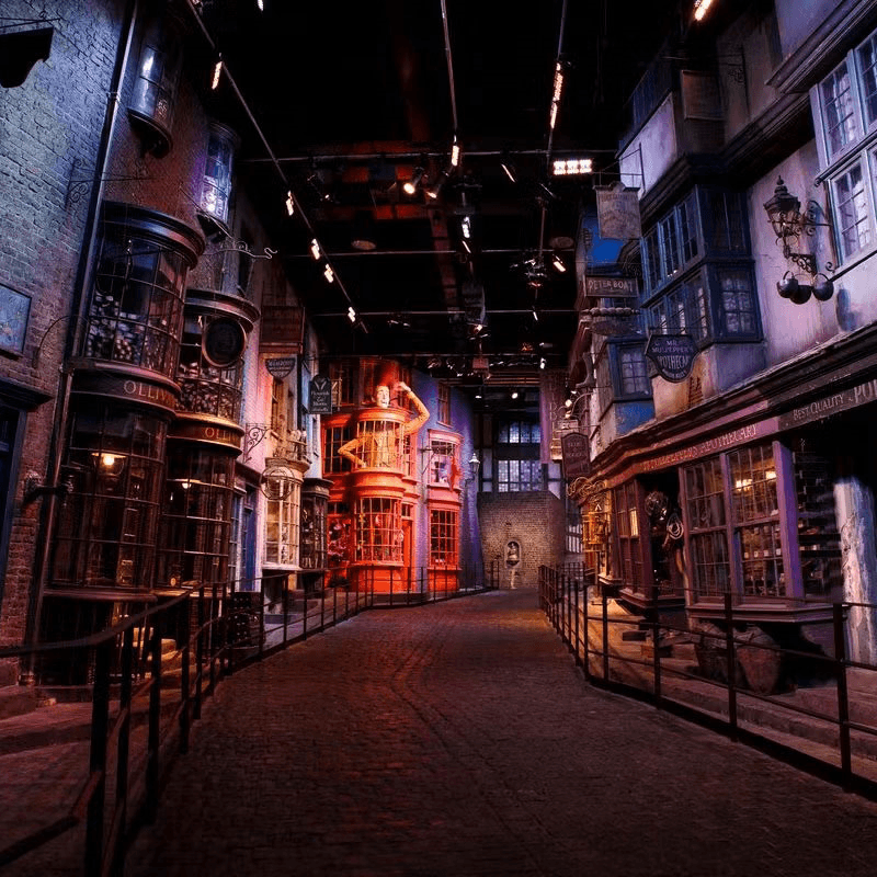 Warner Bros. Studio Tour London – The Making of Harry Potter and Lunch for Two