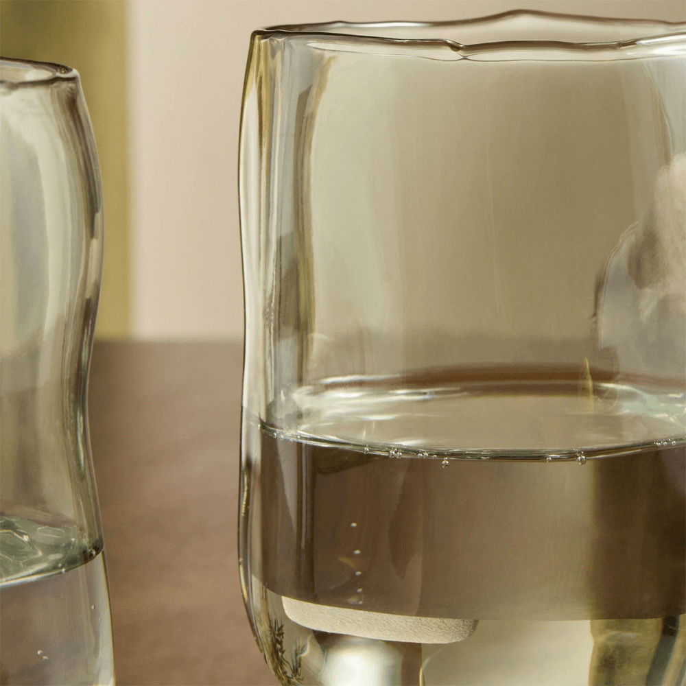 Travellers Rest Set of 4 Wine Glasses, Green