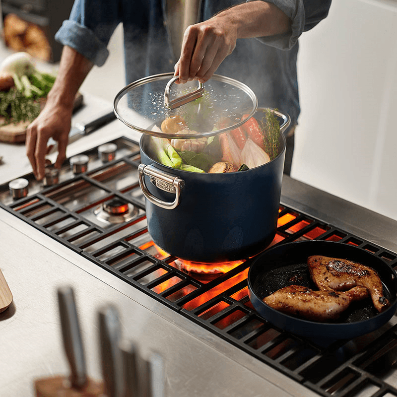 Space Folding Stock Pot & Lid, Midnight Blue