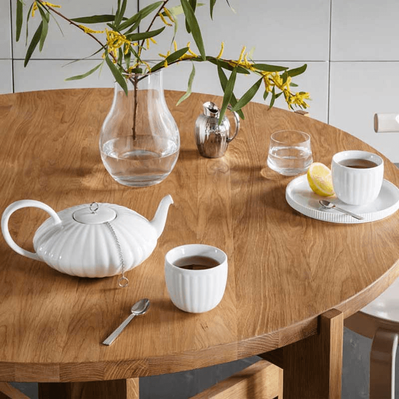 Bernadotte Tea Pot, White