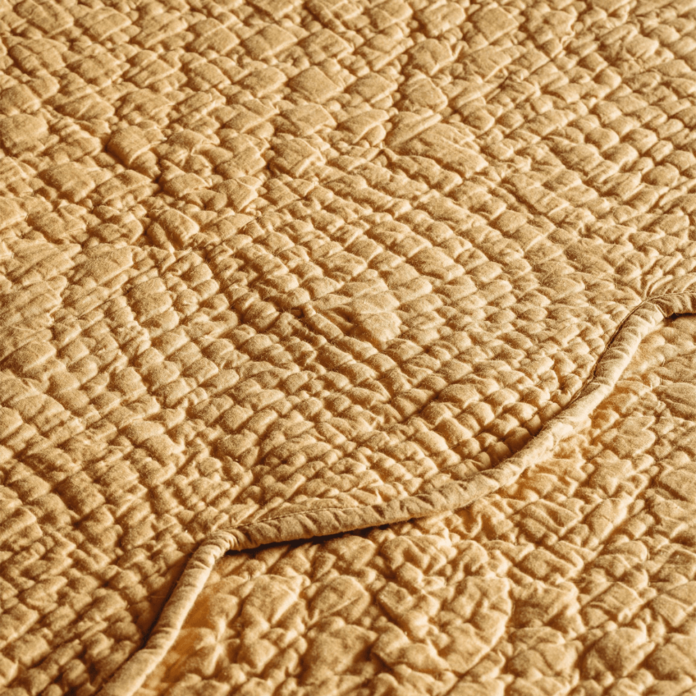 Nina Scalloped Bedspread, Raffia