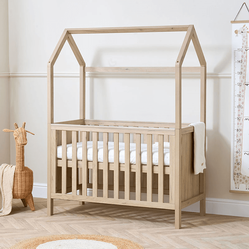 Casa 3 in 1 Cot Bed, Harvest Oak