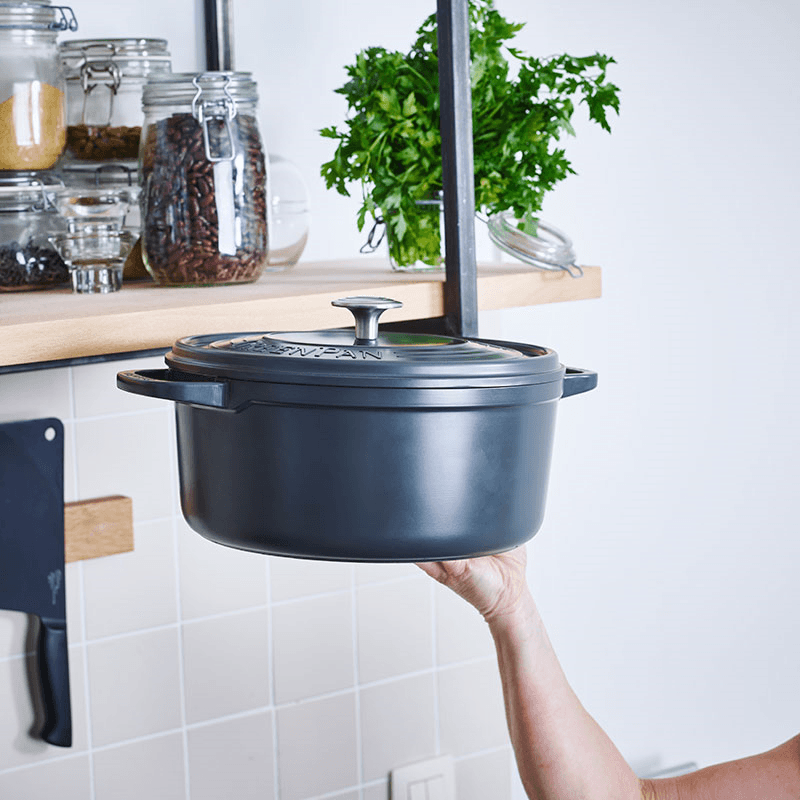 Featherweights Non-Stick Casserole with Lid