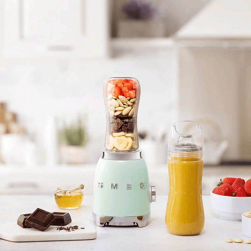 50's Style Mini Blender & Smoothie Maker