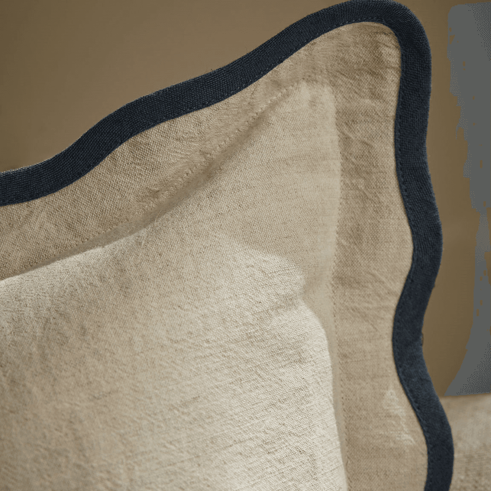 Scalloped Cushion Cover