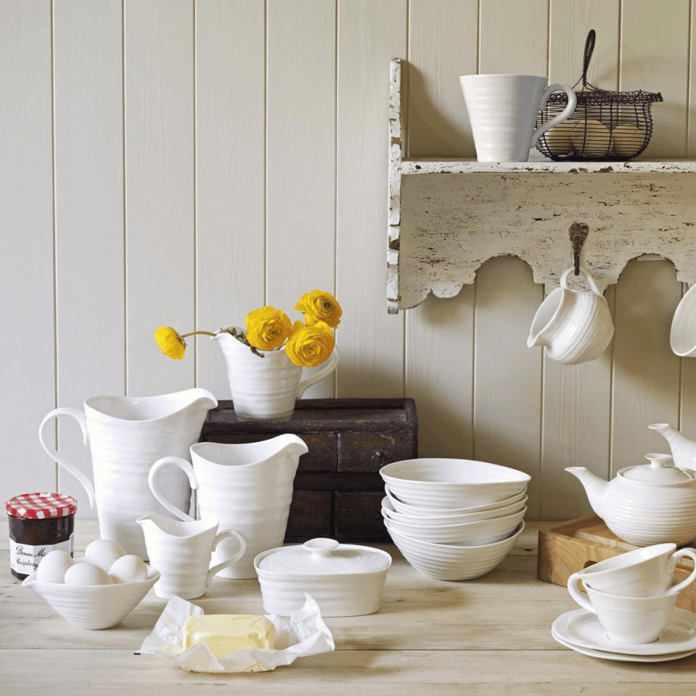 Ceramics Set of 4 teacup and saucers, White