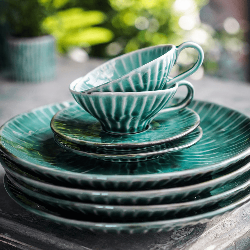 Verde Lanza by Pascale Naessen Set of 2 Dinner Plates, Green