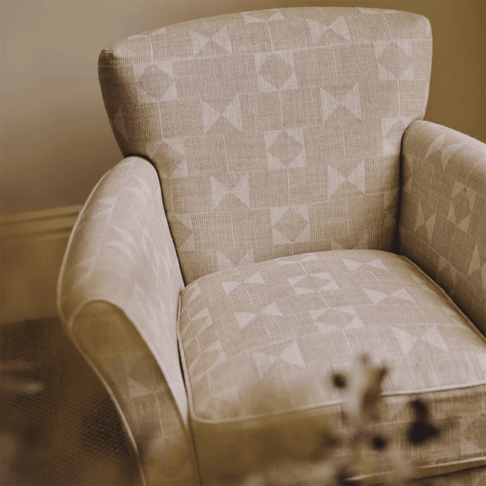 Matilda Armchair, Natural Flag