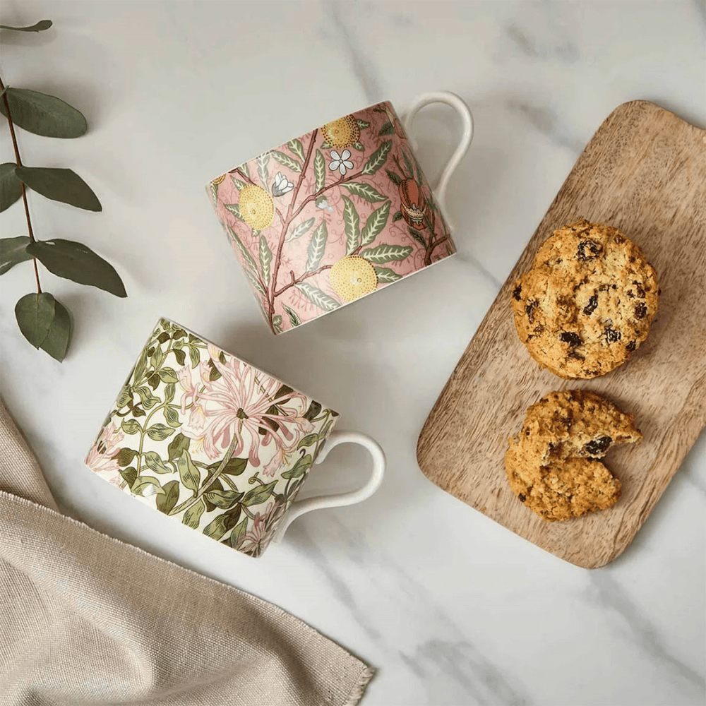 Morris & Co Set of 2 Mugs, Fruit and Honeysuckle