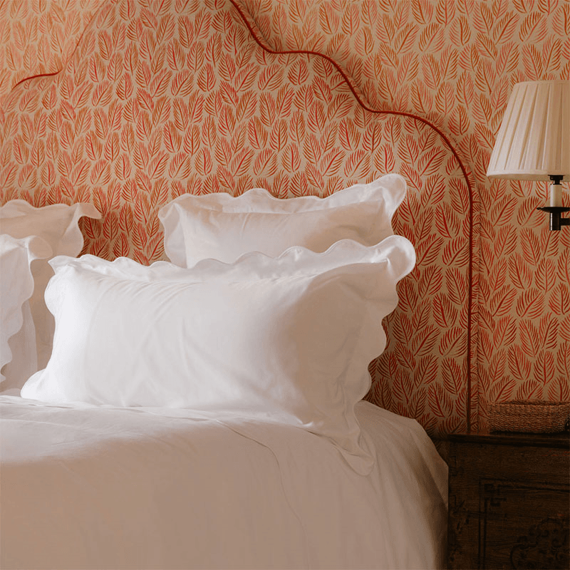 Alexandra Wavy Scalloped Pair of Pillowcases