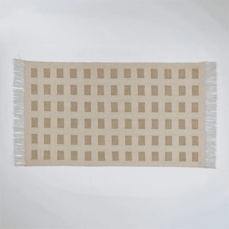 Faro Rug, Ecru/Manzanilla