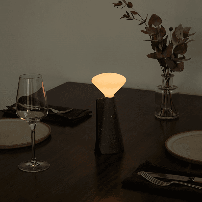 Mantle Portable Lamp with R80 Led Bulb