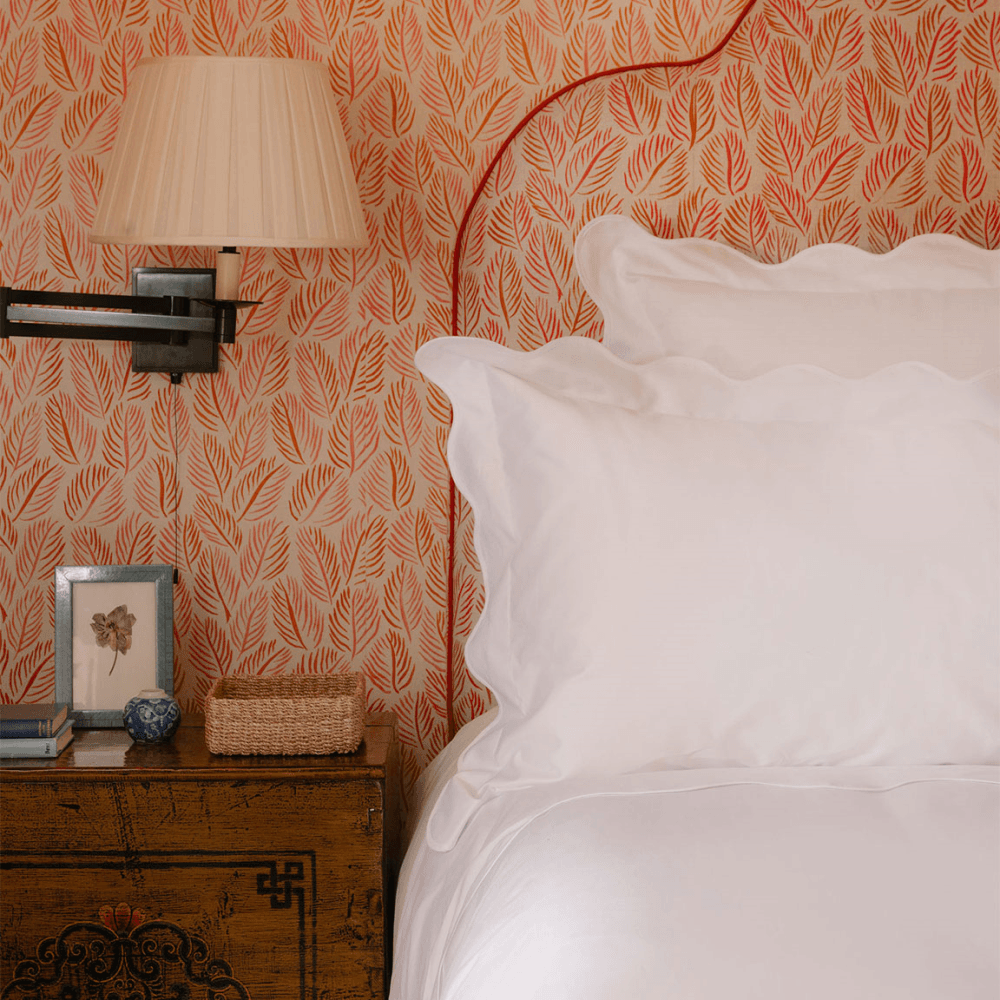 Alexandra Wavy Scalloped Pair of Pillowcases, White