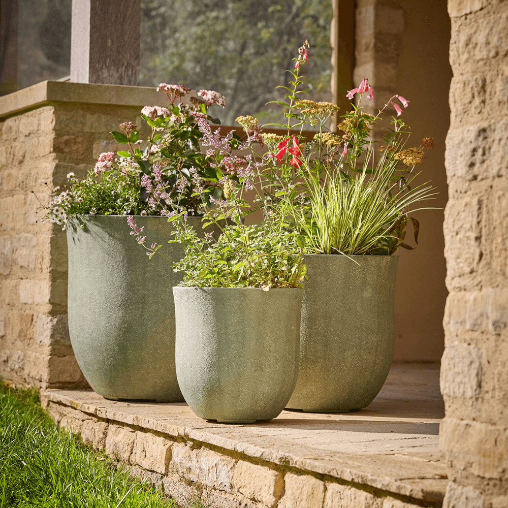 Budra Set of 3 Curved Planters
