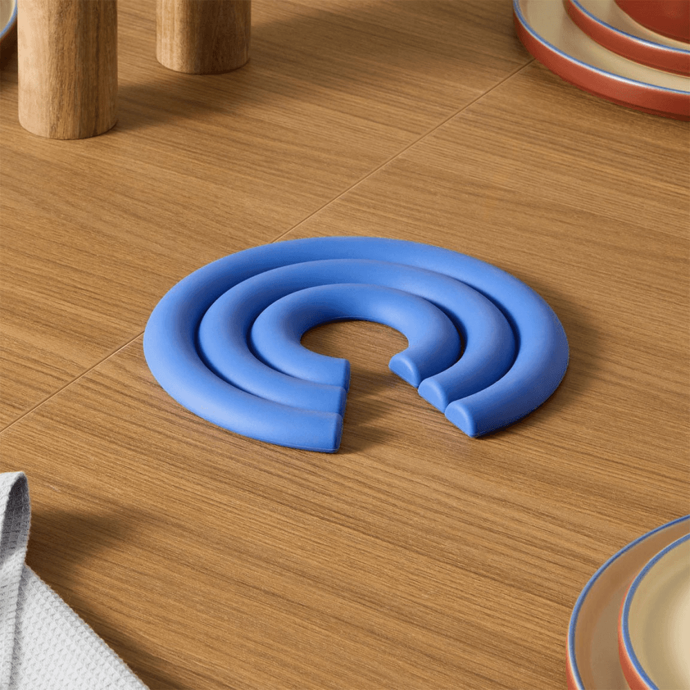 Modern Studio Silicone Trivet, Blue