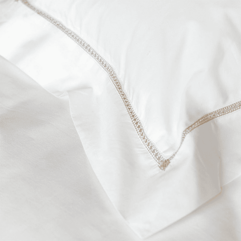Georgiana Ladderstitch Pillowcase, Nougat