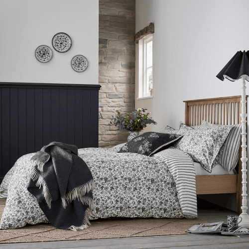 Image showing the Regal Peacock Duvet Set product.