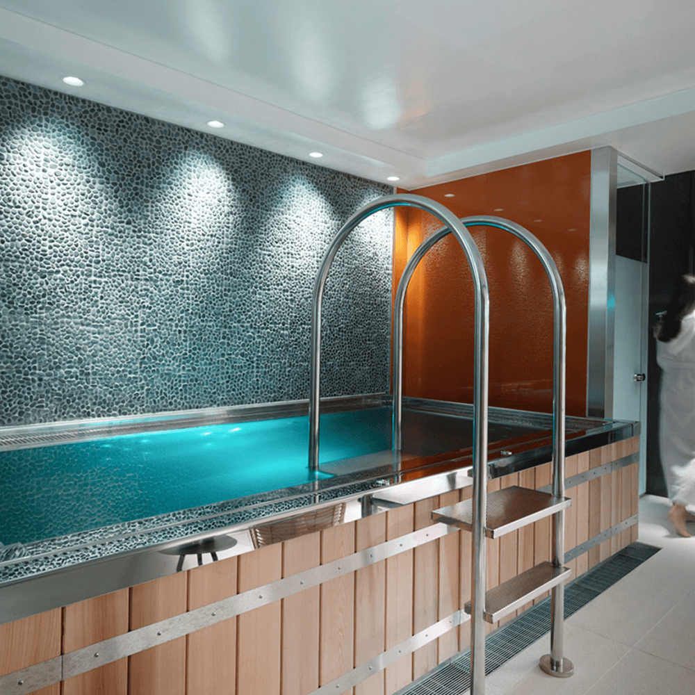 5* Athenaeum Hotel Midweek Luxury Restore Spa Day with Treatment and Prosecco for Two
