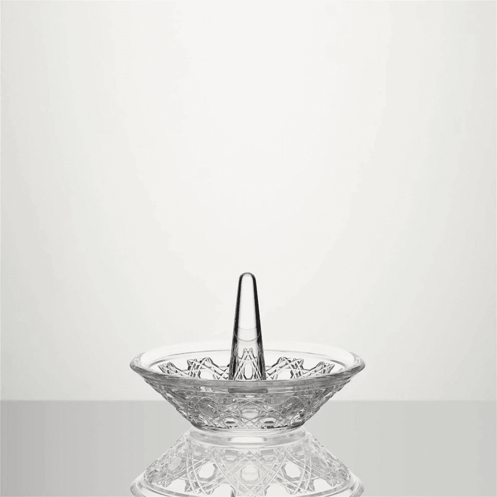 Opulence Ring Holder, Clear