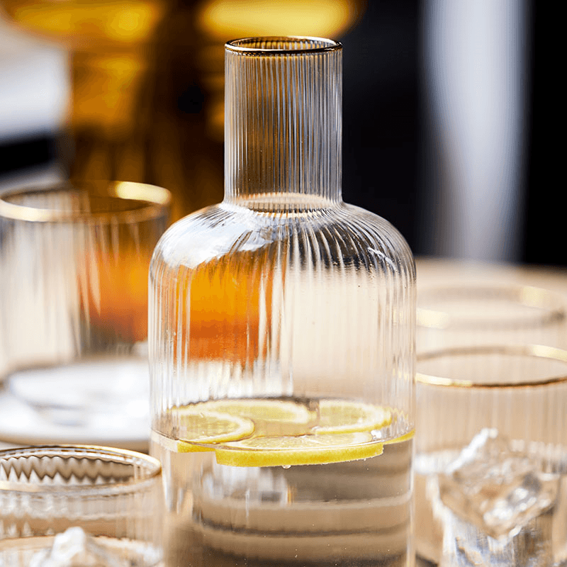 Palermo Carafe, Gold