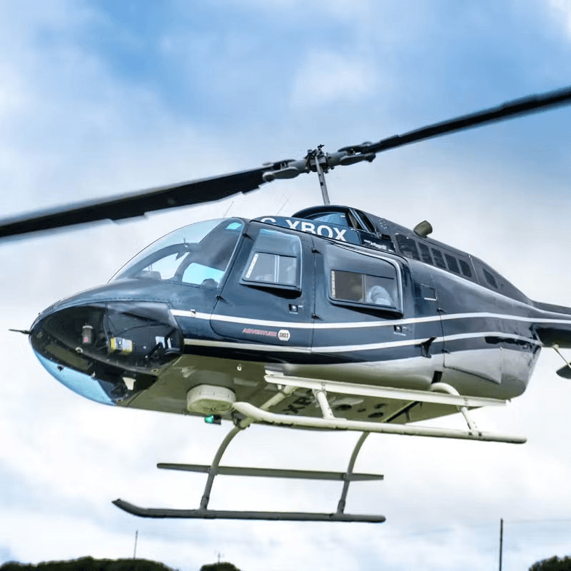 18 Mile Helicopter Pleasure Flight with Bubbly for Two