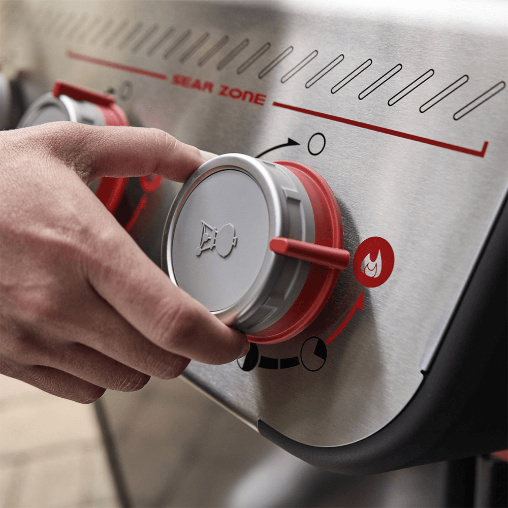 Spirit E-425 Gas Barbecue, Black