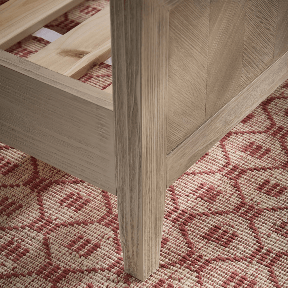 Tova Limewashed Bed