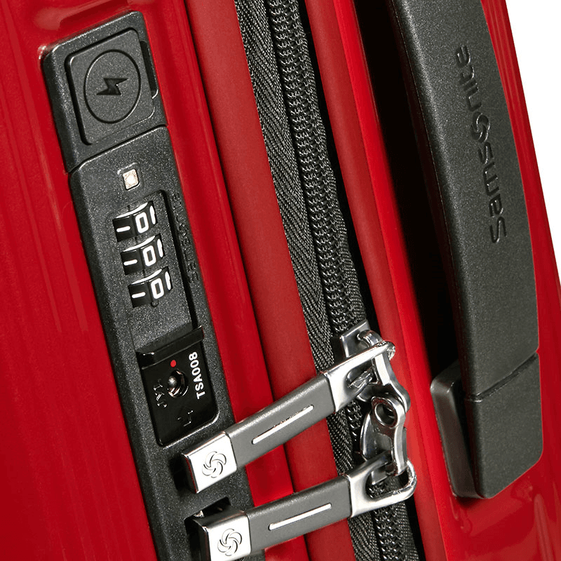 Nuon Cabin Suitcase