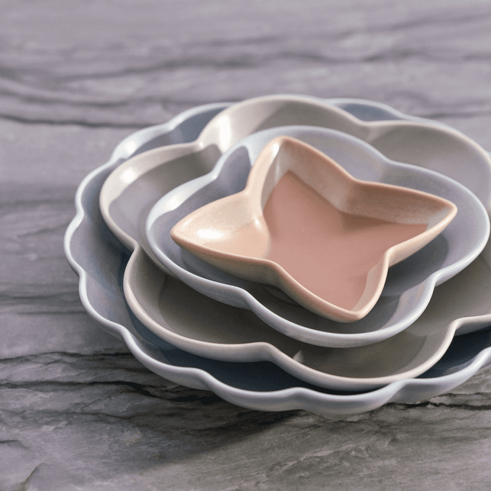 Lambeth Set of 4 Nesting Shaped Dishes, Multi